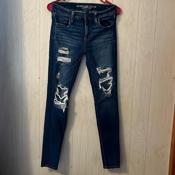 American Eagle Outfitters Denim - American Eagle Women's Super Stretch Skinny Distressed Jeans Size 4 LONG